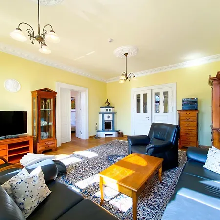 'kaiserliche' Mit 3 Sz, 2 Baedern Und Whirlwanne Holiday home Heringsdorf (Usedom)