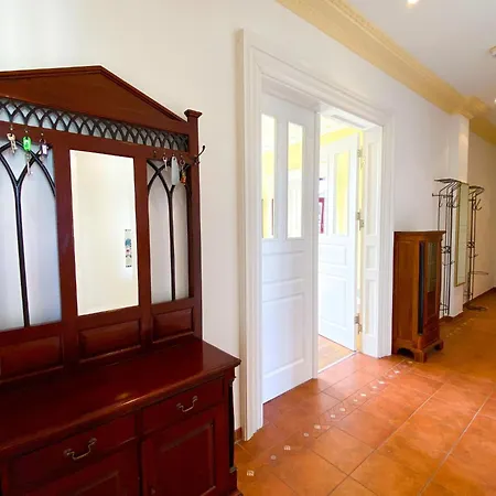 'kaiserliche' Mit 3 Sz, 2 Badern Und Whirlwanne Tatil Evi Heringsdorf